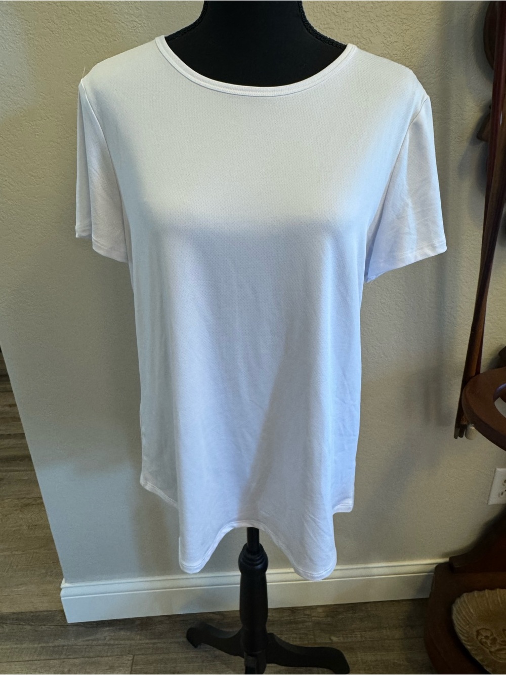 90 Degree By Reflex Women's White Short Sleeve Crew Tee